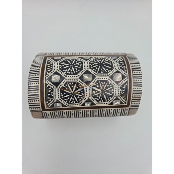 Vintage Egyptian Intricate Mother of Pearl Inlaid Geometric Wood Trinket Box - Picture 2 of 7